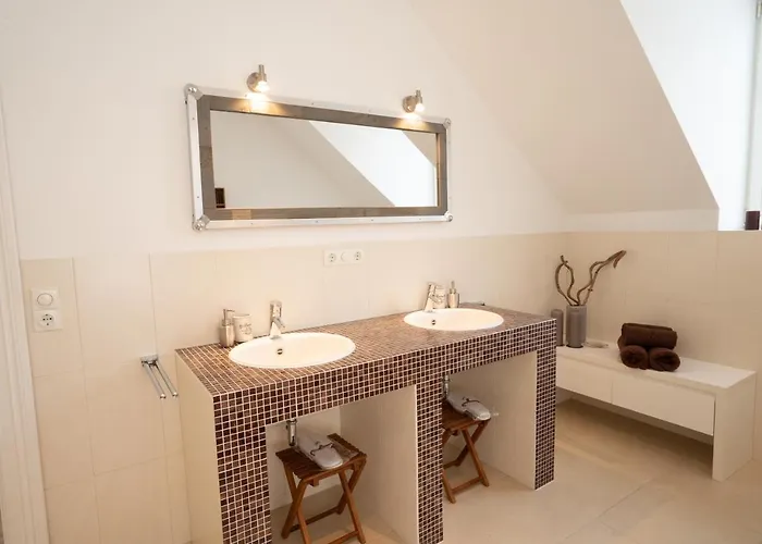 Leonie Nahe Zentrum * デトモルト