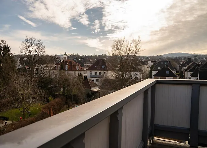 Leonie Nahe Zentrum *